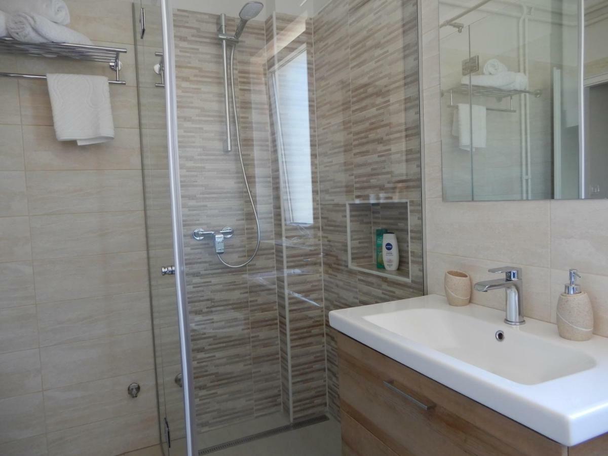 Appartement Apartman Nia à Zadar Extérieur photo